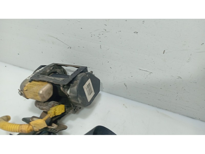 Recambio de cinturon seguridad delantero derecho para hyundai matrix (fc) 1.5 crdi referencia OEM IAM 8882017000LK  