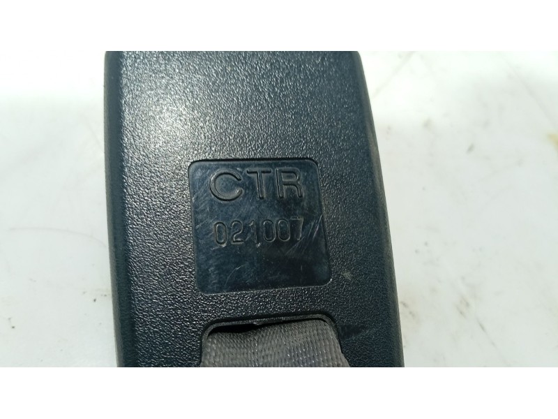 Recambio de anclaje cinturon trasero central para hyundai matrix (fc) 1.5 crdi referencia OEM IAM   