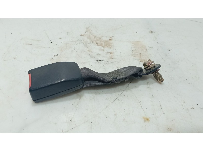 Recambio de anclaje cinturon trasero izquierdo para hyundai matrix (fc) 1.5 crdi referencia OEM IAM   