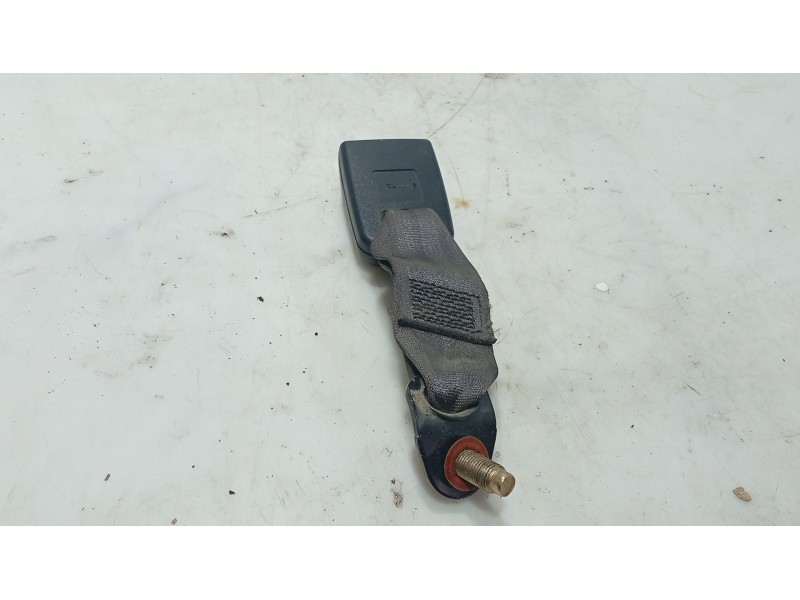 Recambio de anclaje cinturon trasero izquierdo para hyundai matrix (fc) 1.5 crdi referencia OEM IAM   