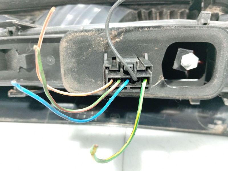 Recambio de piloto trasero izquierdo para ford fusion (ju_) 1.4 referencia OEM IAM 1324567  