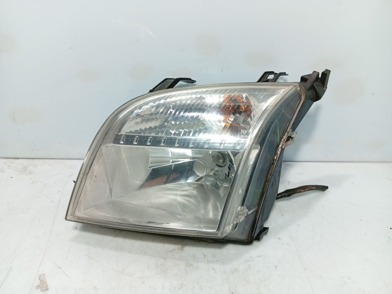 Recambio de faro izquierdo para ford fusion (ju_) 1.4 referencia OEM IAM 1526786  