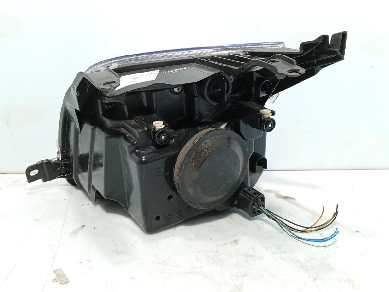 Recambio de faro derecho para ford fusion (ju_) 1.4 referencia OEM IAM 1526782  
