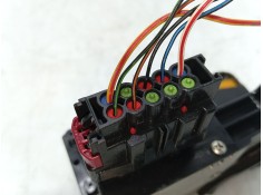 Recambio de cerradura puerta delantera derecha para ford fusion (ju_) 1.4 referencia OEM IAM 1372461  