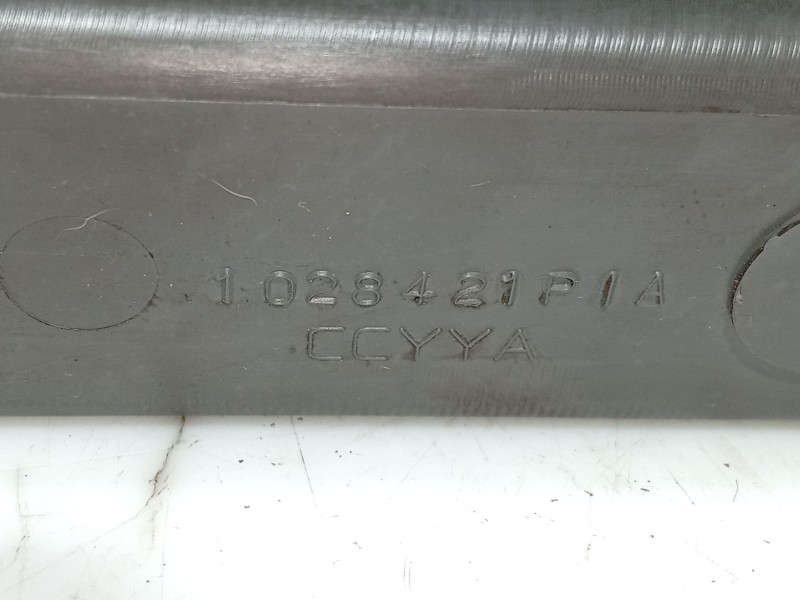 Recambio de guantera para ford fusion (ju_) 1.4 referencia OEM IAM 1320637  