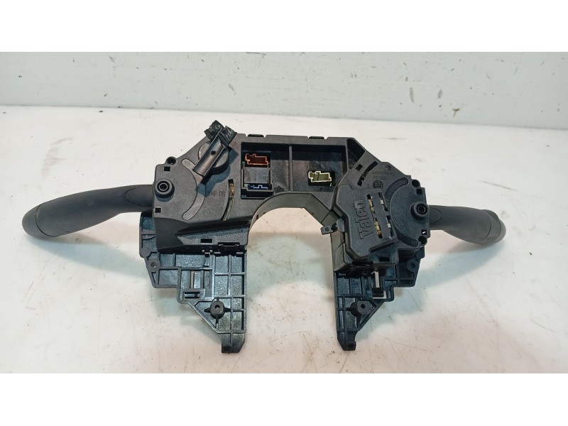 Recambio de mando volante para citroën c4 ii (nc_) 1.6 hdi 90 referencia OEM IAM   