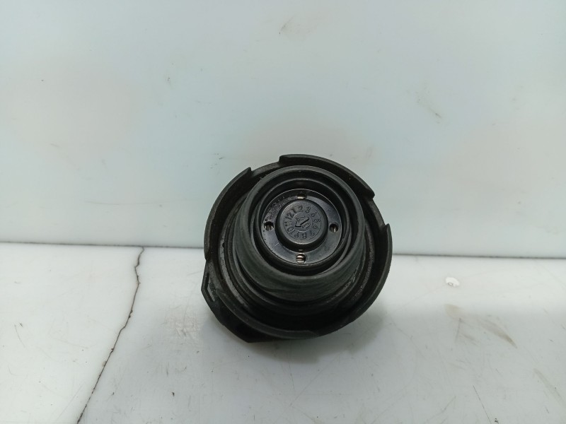 Recambio de tapon combustible para volkswagen new beetle (9c1, 1c1) 1.9 tdi referencia OEM IAM 1J0201550BF9B9  