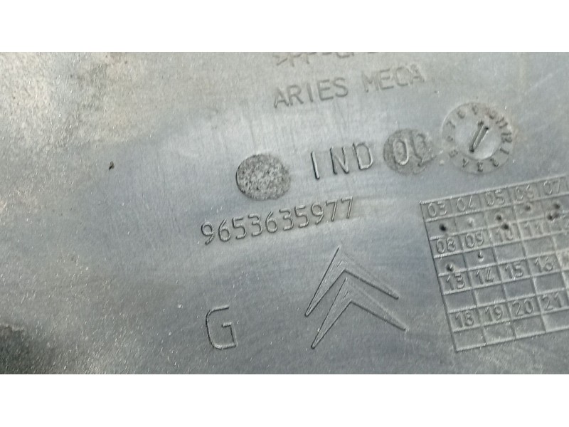 Recambio de moldura para citroën c4 ii (nc_) 1.6 hdi 90 referencia OEM IAM   