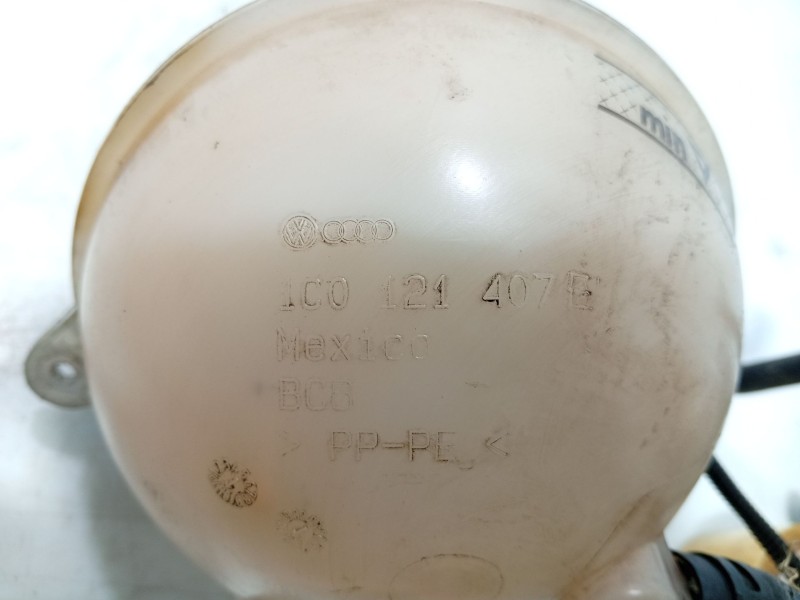 Recambio de deposito expansion para volkswagen new beetle (9c1, 1c1) 1.9 tdi referencia OEM IAM 1J0121407F  