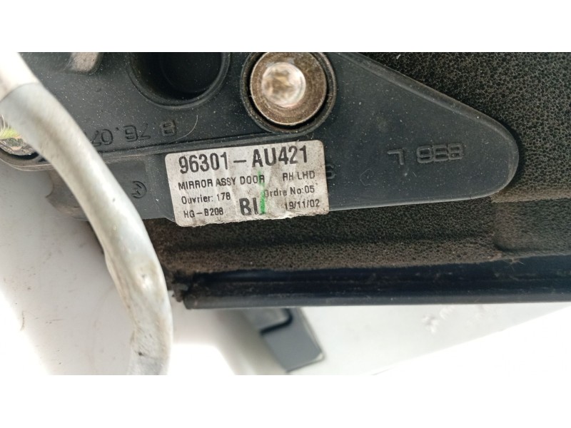 Recambio de retrovisor derecho para nissan primera hatchback (p12) 1.6 referencia OEM IAM   