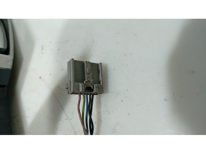 Recambio de retrovisor derecho para nissan primera hatchback (p12) 1.6 referencia OEM IAM   