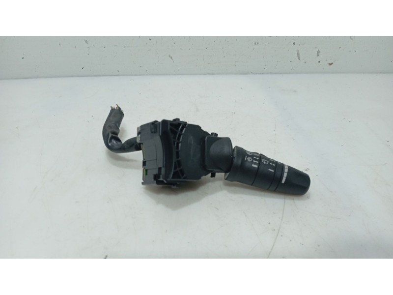 Recambio de mando limpia para nissan primera hatchback (p12) 1.6 referencia OEM IAM   