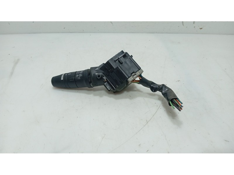 Recambio de mando limpia para nissan primera hatchback (p12) 1.6 referencia OEM IAM   