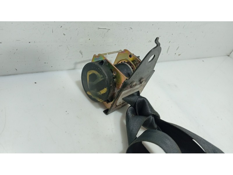 Recambio de cinturon seguridad trasero derecho para nissan primera hatchback (p12) 1.6 referencia OEM IAM   