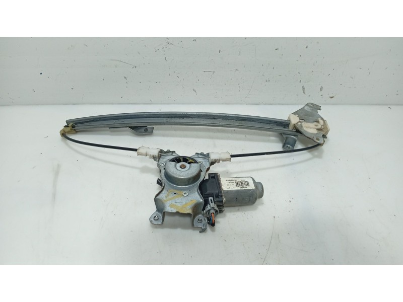 Recambio de elevalunas trasero derecho para nissan primera hatchback (p12) 1.6 referencia OEM IAM   