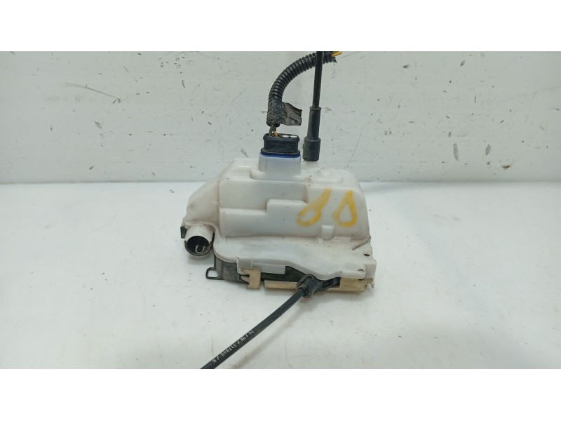 Recambio de cerradura puerta delantera derecha para nissan primera hatchback (p12) 1.6 referencia OEM IAM   