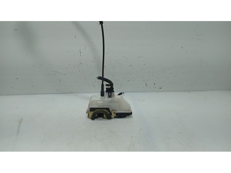 Recambio de cerradura puerta delantera derecha para nissan primera hatchback (p12) 1.6 referencia OEM IAM   