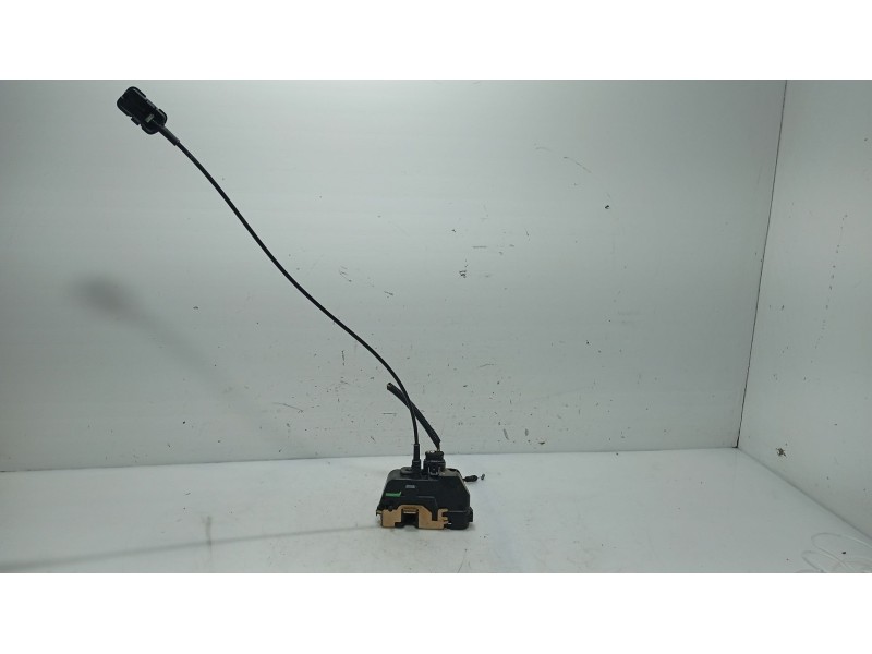 Recambio de cerradura puerta trasera derecha para nissan primera hatchback (p12) 1.6 referencia OEM IAM   