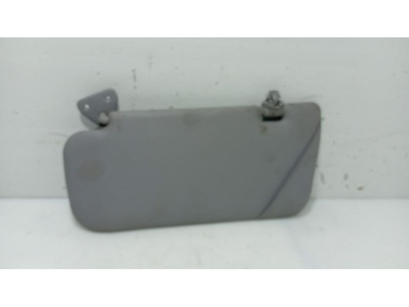Recambio de parasol izquierdo para nissan primera hatchback (p12) 1.6 referencia OEM IAM   