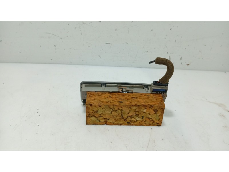 Recambio de luz interior para nissan primera hatchback (p12) 1.6 referencia OEM IAM   