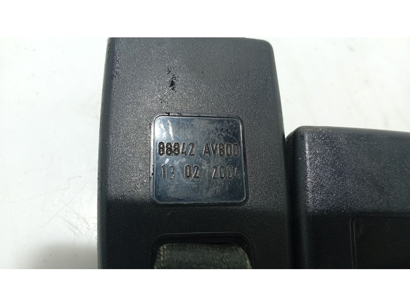 Recambio de anclaje cinturon trasero derecho para nissan primera hatchback (p12) 1.6 referencia OEM IAM   