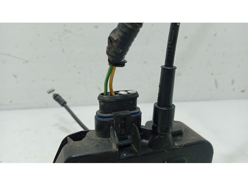 Recambio de cerradura puerta trasera izquierda para nissan primera hatchback (p12) 1.6 referencia OEM IAM   