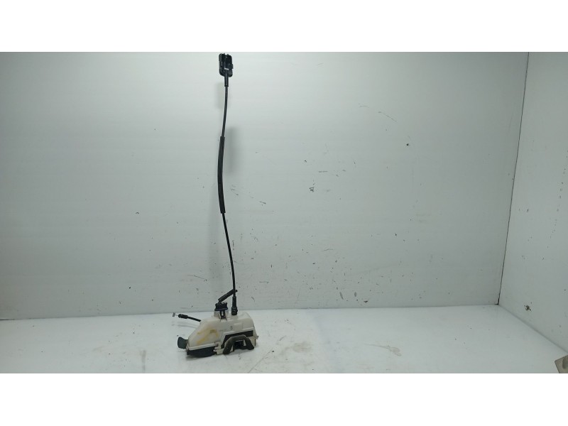 Recambio de cerradura puerta delantera izquierda para nissan primera hatchback (p12) 1.6 referencia OEM IAM   