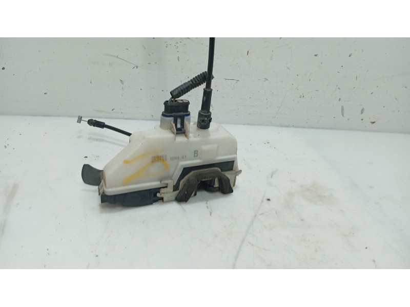 Recambio de cerradura puerta delantera izquierda para nissan primera hatchback (p12) 1.6 referencia OEM IAM   