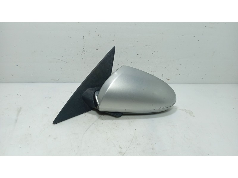 Recambio de retrovisor izquierdo para nissan primera hatchback (p12) 1.6 referencia OEM IAM   