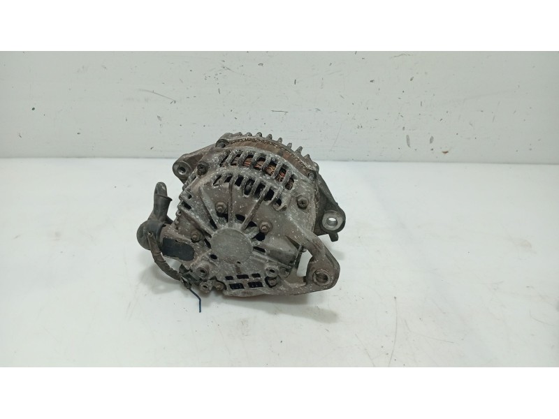 Recambio de alternador para nissan primera hatchback (p12) 1.6 referencia OEM IAM   
