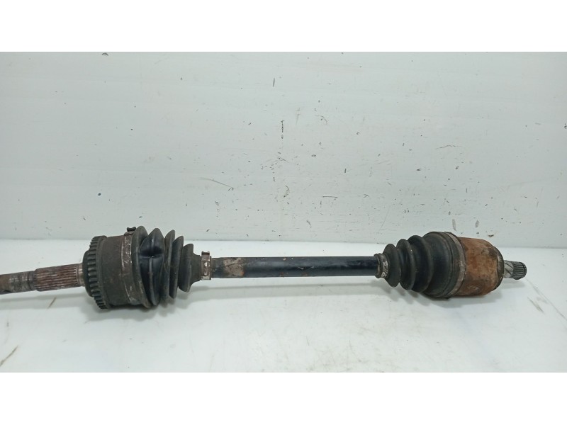 Recambio de transmision delantera izquierda para nissan primera hatchback (p12) 1.6 referencia OEM IAM   