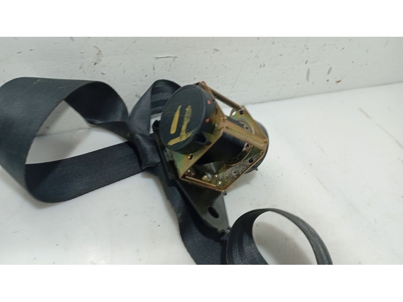 Recambio de cinturon seguridad trasero izquierdo para nissan primera hatchback (p12) 1.6 referencia OEM IAM   