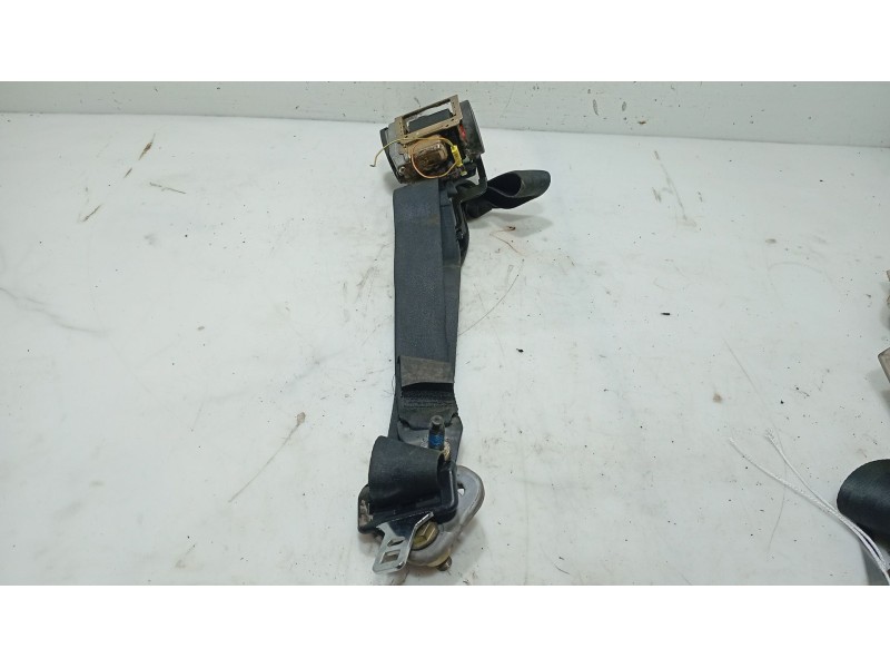 Recambio de cinturon seguridad delantero izquierdo para nissan primera hatchback (p12) 1.6 referencia OEM IAM   