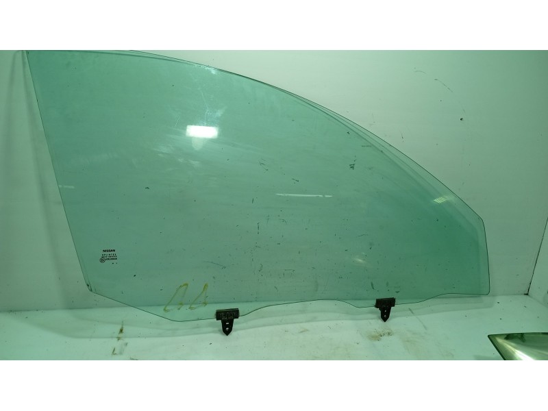 Recambio de luna delantera derecha para nissan primera hatchback (p12) 1.6 referencia OEM IAM   