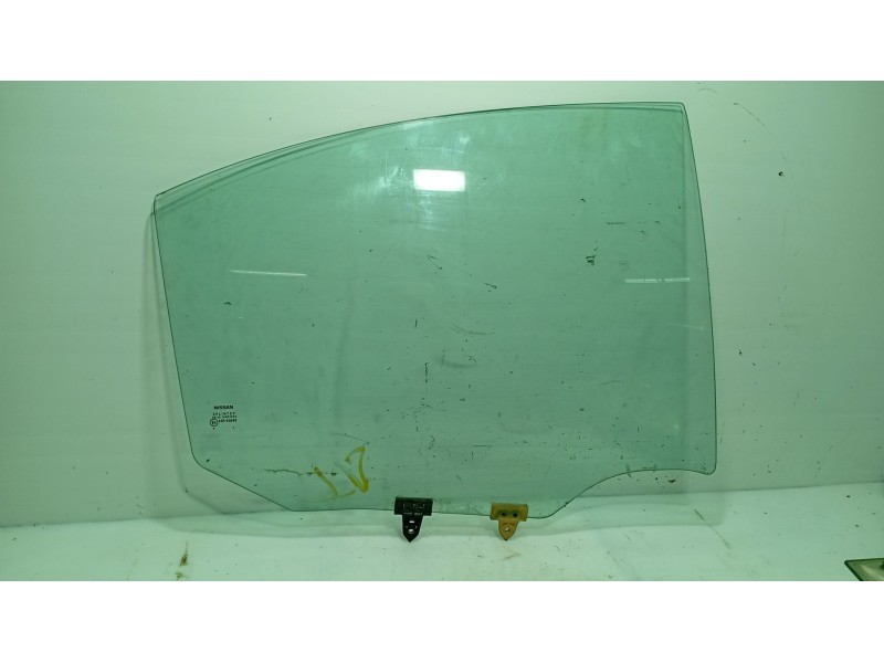 Recambio de luna trasera derecha para nissan primera hatchback (p12) 1.6 referencia OEM IAM   