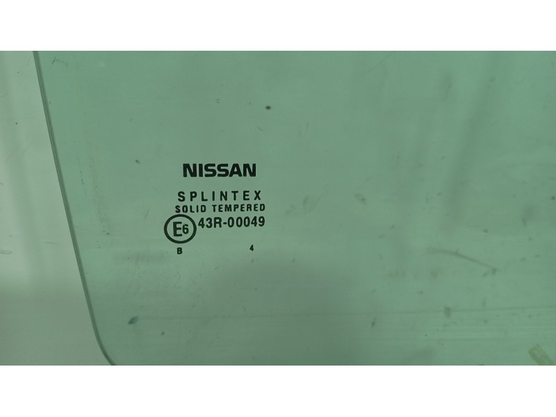 Recambio de luna trasera derecha para nissan primera hatchback (p12) 1.6 referencia OEM IAM   