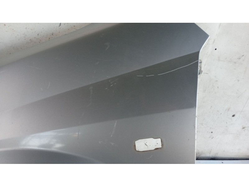 Recambio de aleta delantera izquierda para nissan primera hatchback (p12) 1.6 referencia OEM IAM   