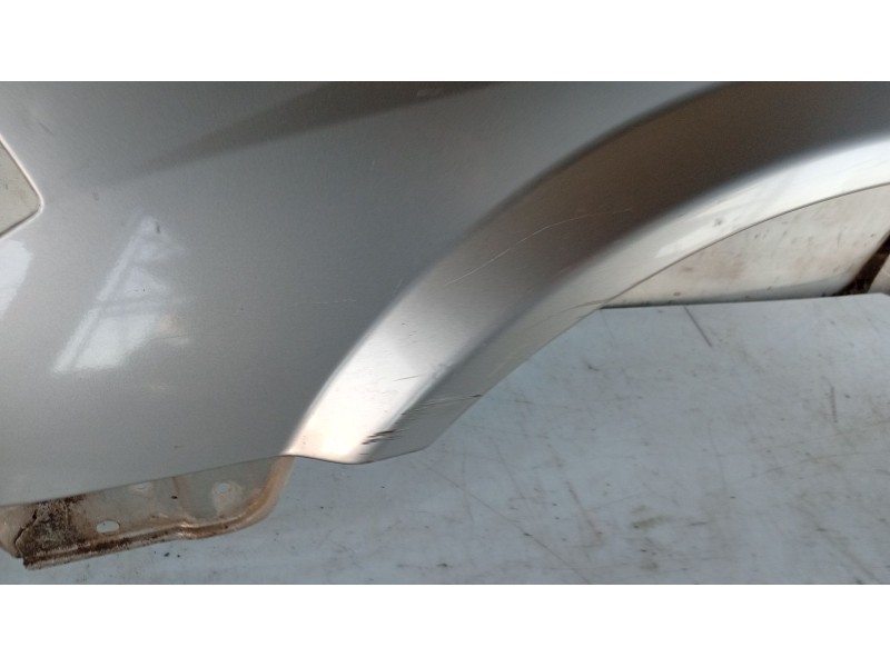 Recambio de aleta delantera izquierda para nissan primera hatchback (p12) 1.6 referencia OEM IAM   