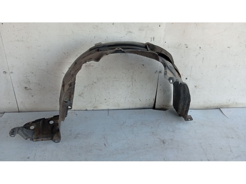 Recambio de paso de rueda delantero derecho para nissan primera hatchback (p12) 1.6 referencia OEM IAM   