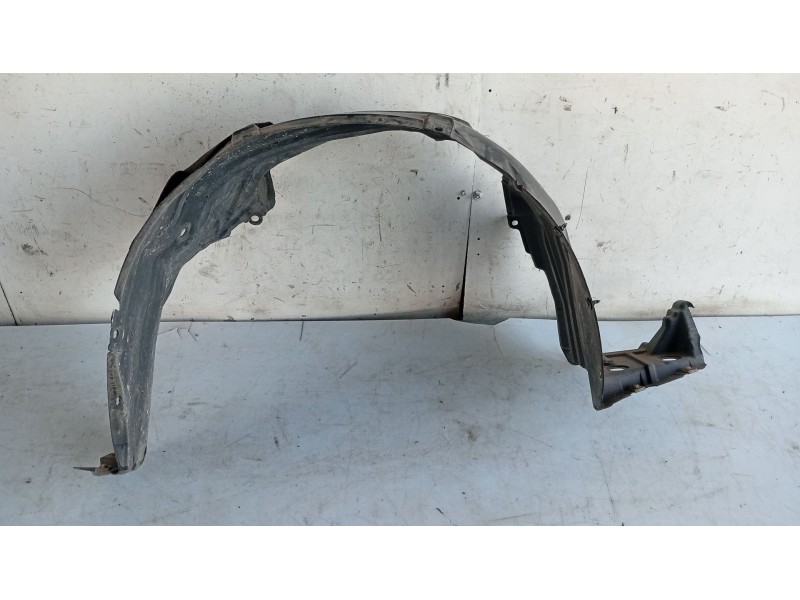 Recambio de paso de rueda delantero derecho para nissan primera hatchback (p12) 1.6 referencia OEM IAM   