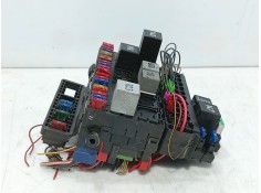 Recambio de caja reles / fusibles para volkswagen transporter t4 furgoneta (70a, 70h, 7da, 7dh, 70j) 2.5 tdi referencia OEM IAM  2