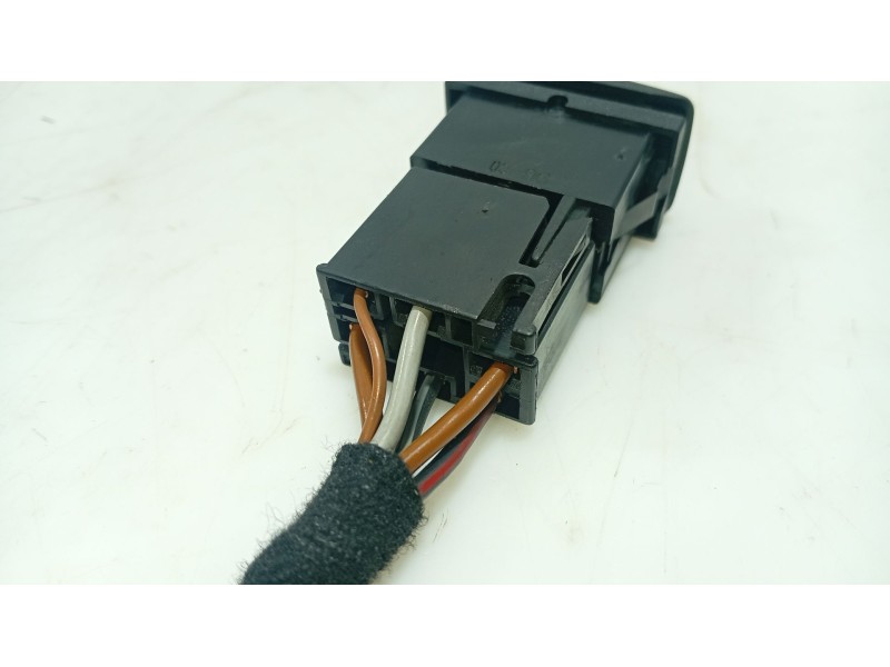 Recambio de mando elevalunas delantero izquierdo para seat toledo i (1l2) 1.8 16v referencia OEM IAM   