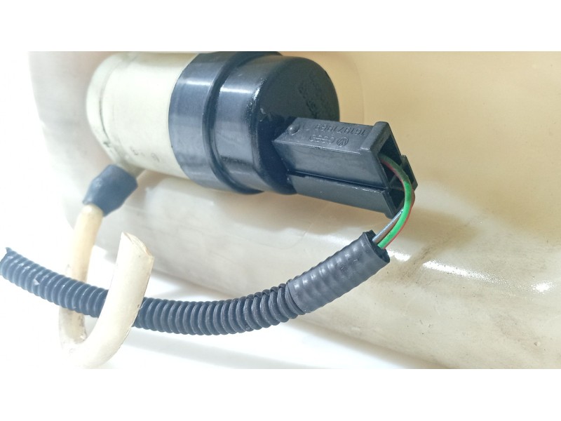 Recambio de deposito limpia para seat toledo i (1l2) 1.8 16v referencia OEM IAM   