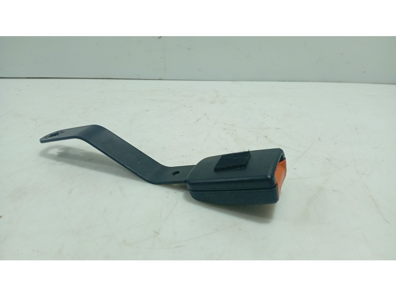 Recambio de anclaje cinturon delantero derecho para seat toledo i (1l2) 1.8 16v referencia OEM IAM   