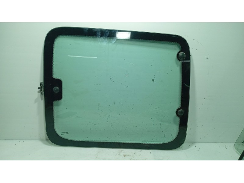 Recambio de luna trasera derecha para renault kangoo (kc0/1_) d 65 1.9 (kc0e, kc02, kc0j, kc0n) referencia OEM IAM   