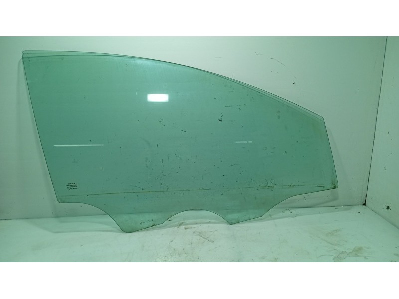 Recambio de luna delantera derecha para seat toledo iii (5p2) 1.6 referencia OEM IAM 5P0845202  