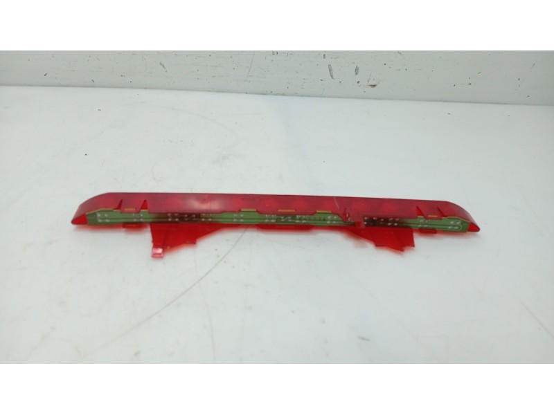 Recambio de luz central de freno para seat toledo iii (5p2) 1.6 referencia OEM IAM   