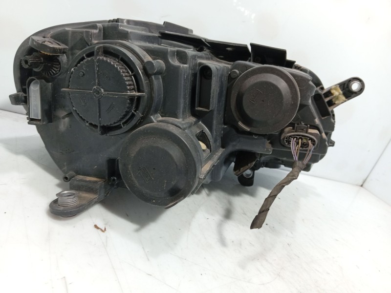 Recambio de faro izquierdo para volkswagen passat b7 (362) 2.0 tdi referencia OEM IAM 3AB941005  