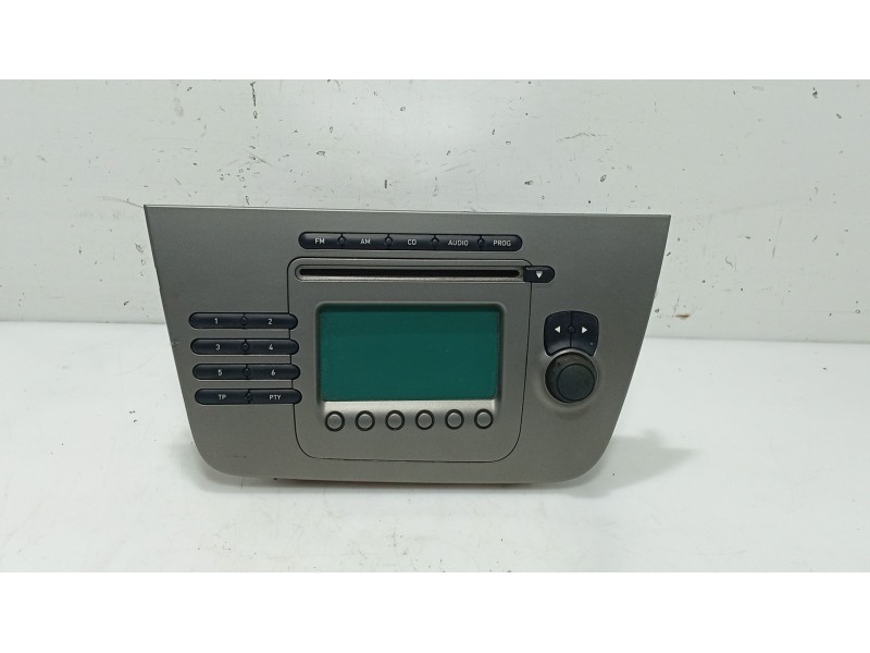 Recambio de sistema audio / radio cd para seat toledo iii (5p2) 1.6 referencia OEM IAM   