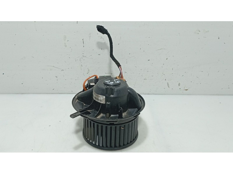 Recambio de ventilador calefaccion para seat toledo iii (5p2) 1.6 referencia OEM IAM 1K1820015Q  
